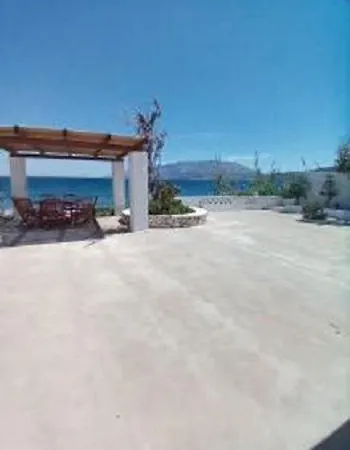 παραθιν αλοσ 2 Apartment