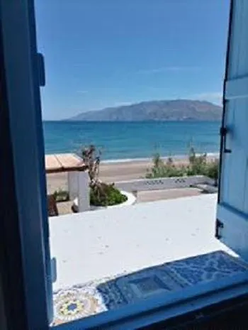 παραθιν αλοσ 2 * Skyros